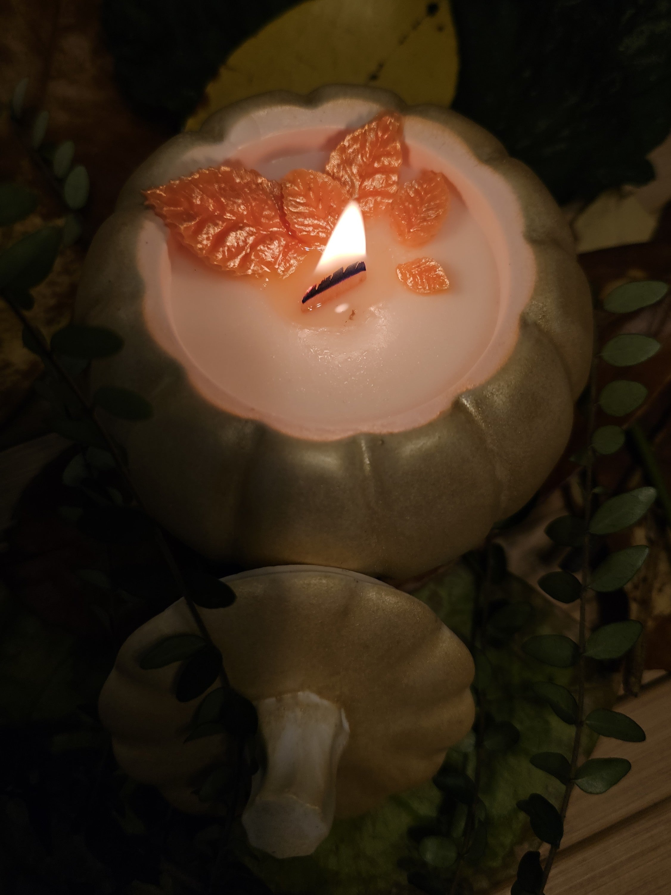 Pumpkin Soy Aroma Candle – Handmade Autumn Candle with Wooden Wick