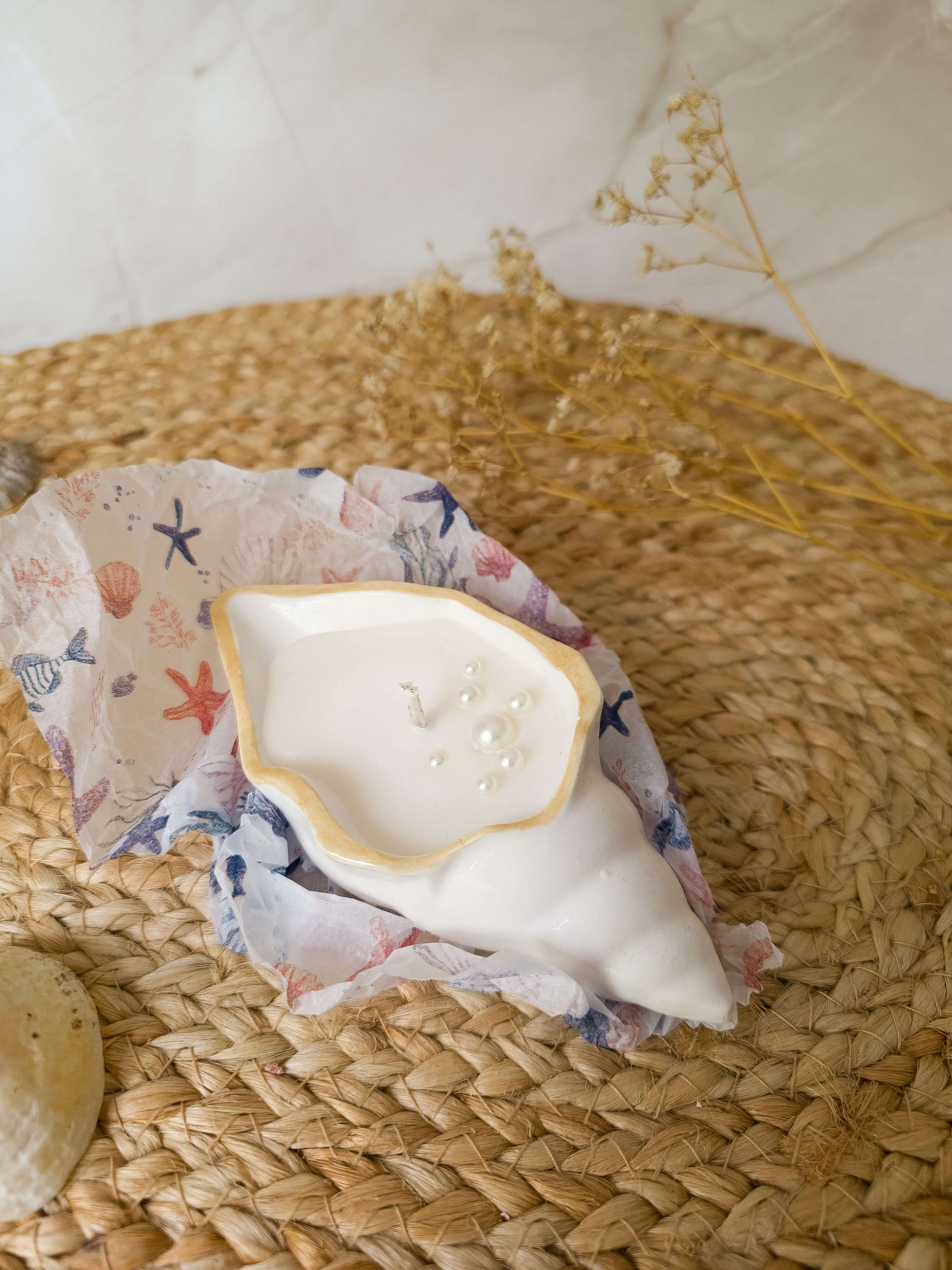 Seashell Soy Candle with Pearl Details – Silent Pearl Candle