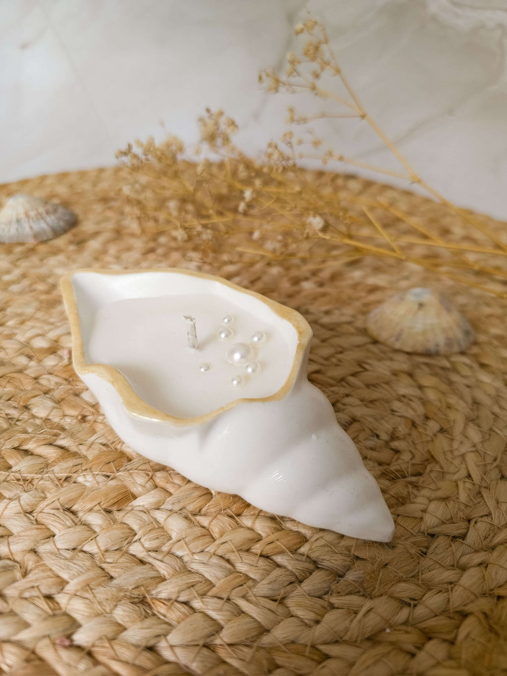Seashell Soy Candle with Pearl Details – Silent Pearl Candle