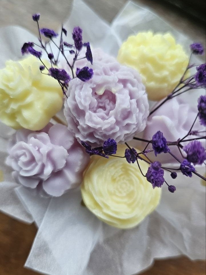 Wax Melt Bouquet featuring colorful soy wax flower melts in a charming arrangement.